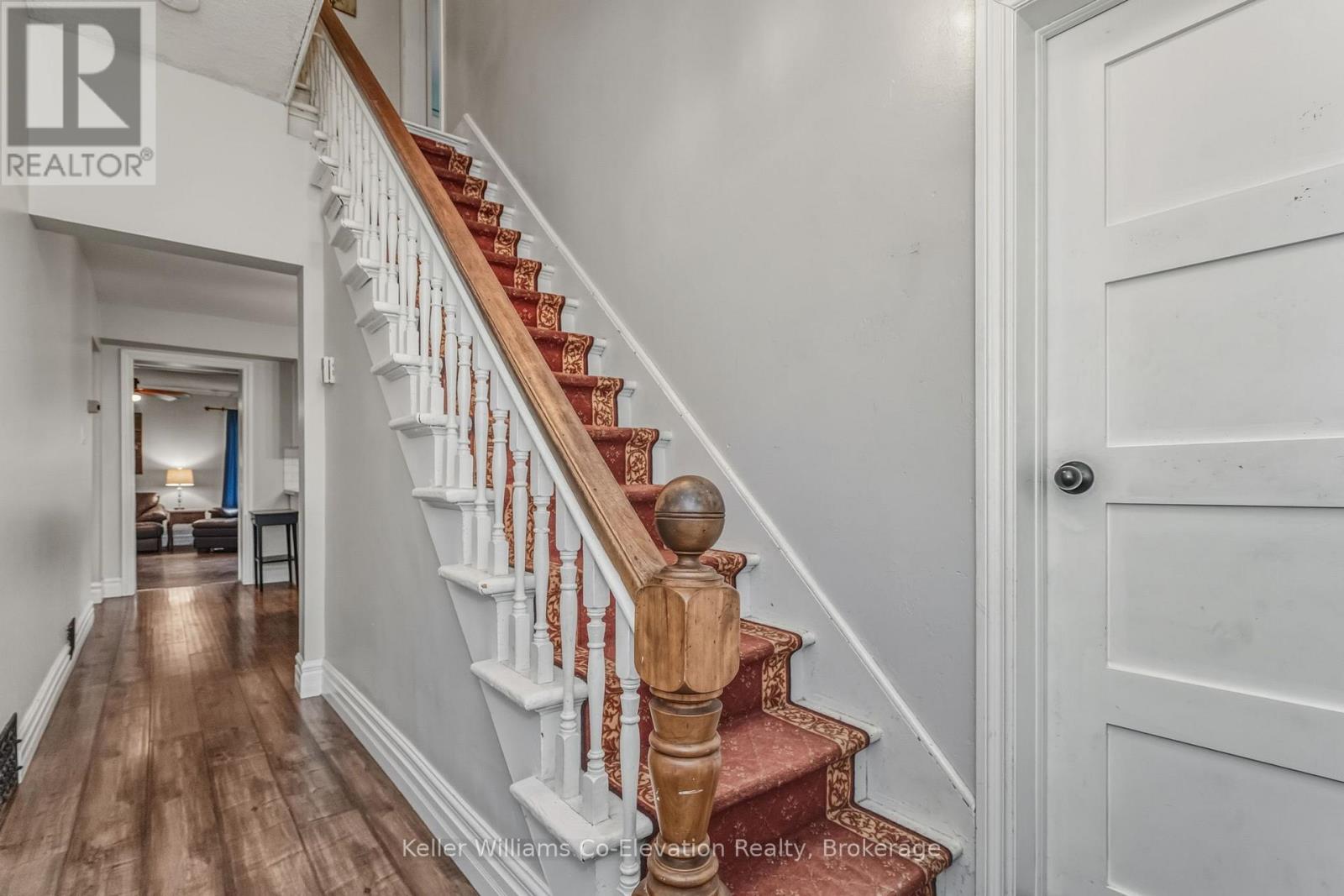 21 Robert Street E, Penetanguishene, Ontario  L9M 1A9 - Photo 19 - S12523164