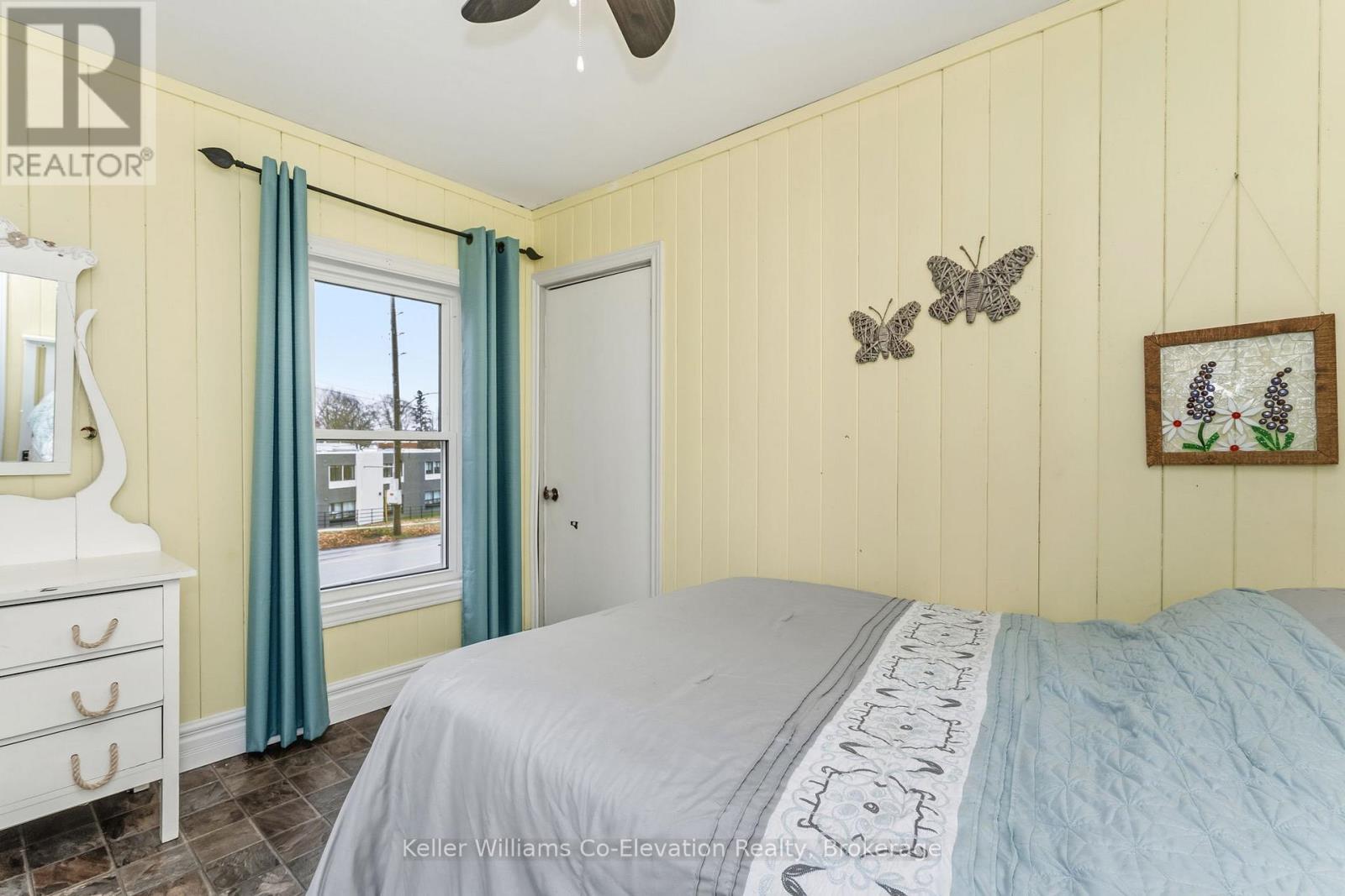 21 Robert Street E, Penetanguishene, Ontario  L9M 1A9 - Photo 24 - S12523164