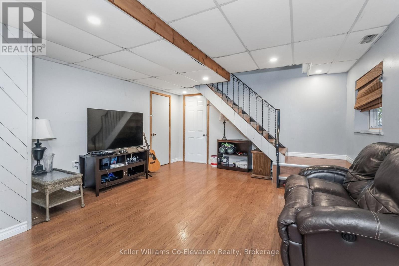 21 Robert Street E, Penetanguishene, Ontario  L9M 1A9 - Photo 27 - S12523164