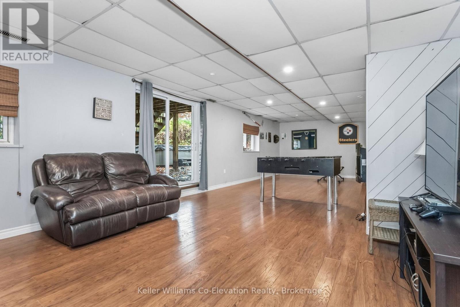 21 Robert Street E, Penetanguishene, Ontario  L9M 1A9 - Photo 30 - S12523164