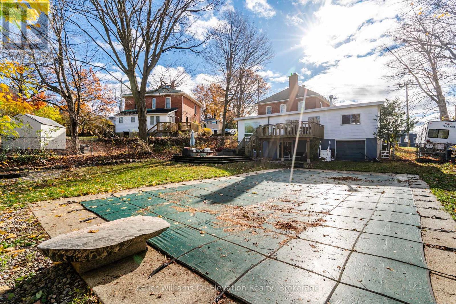 21 Robert Street E, Penetanguishene, Ontario  L9M 1A9 - Photo 32 - S12523164