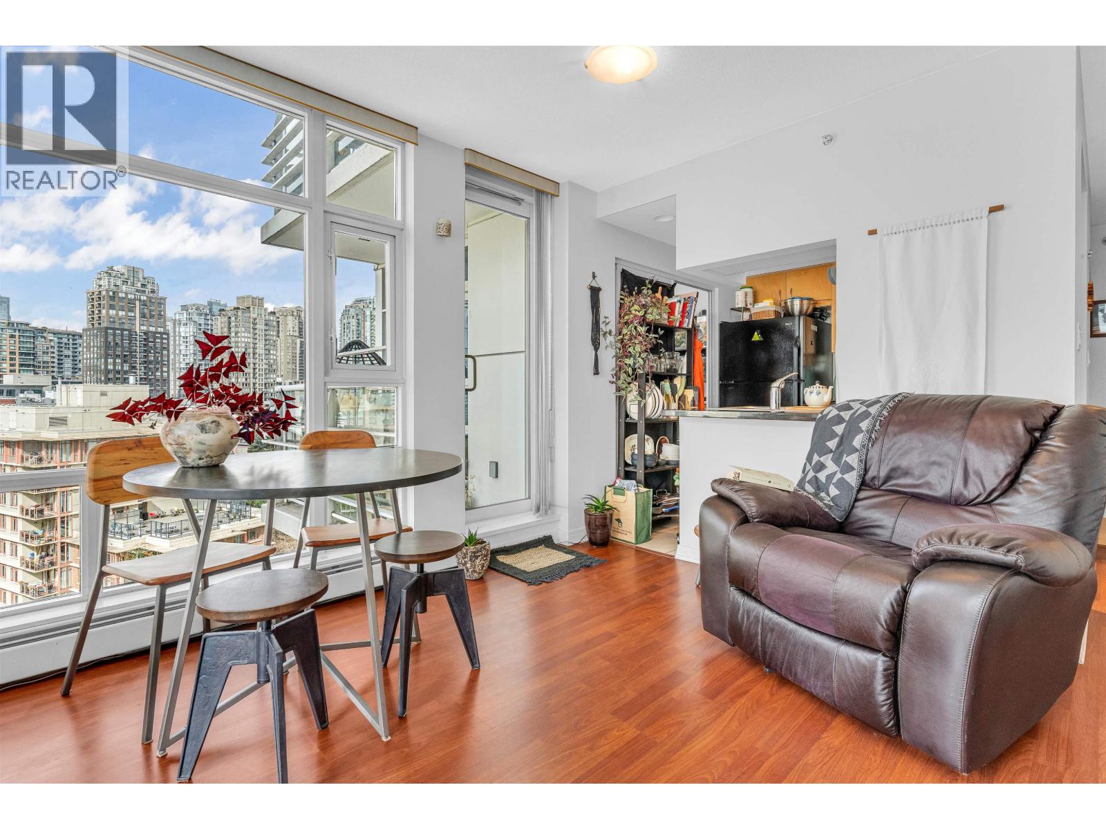 1101 198 Aquarius Mews, Vancouver, British Columbia V6Z 2Y4 - Photo 9 - R3065772