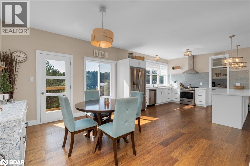 153 Rue Eric Rue, Lafontaine, Ontario L9M 0H1 - Photo 2 - 40786496