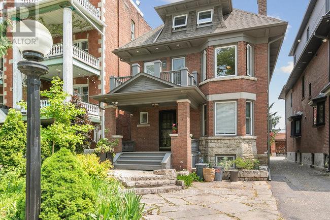 Coach House - 335 Palmerston Boulevard, Toronto, Ontario  M6G 2N5 - Photo 18 - C12500962