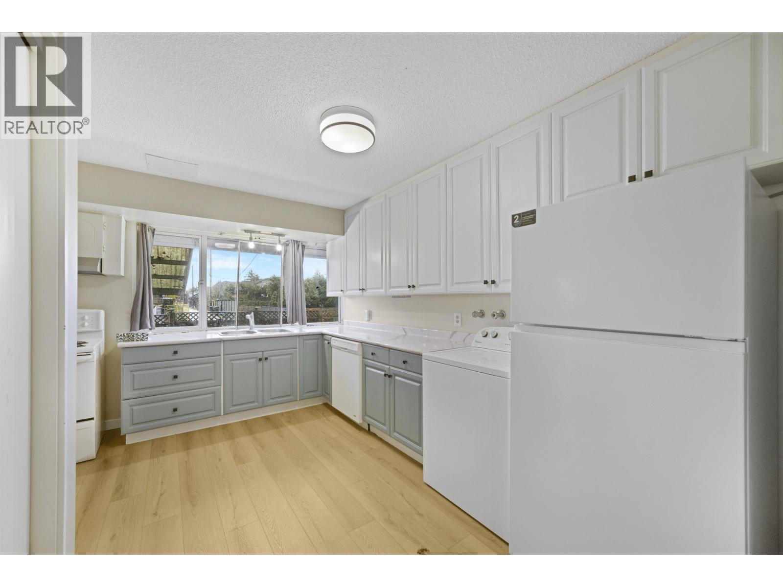 10891 Maddocks Road, Richmond, British Columbia V7A 3M9 - Photo 9 - R3065666