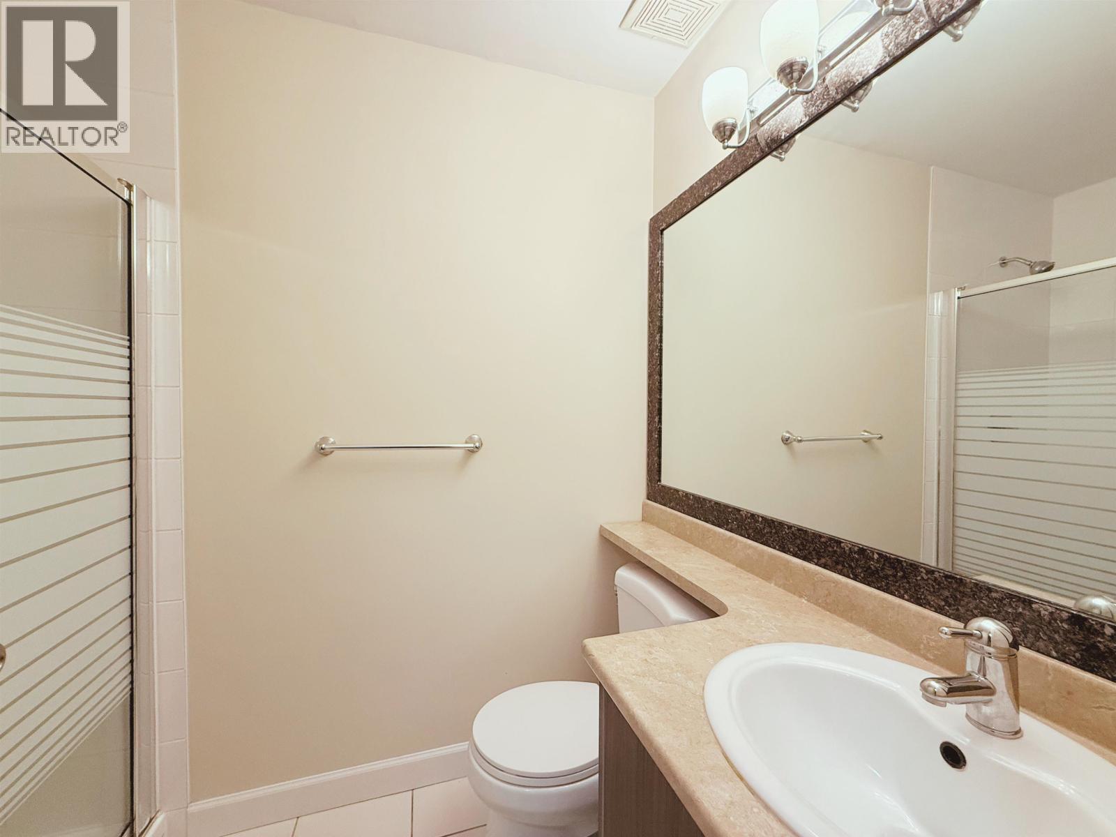 Basement 4899 Mckee Place, Burnaby, British Columbia  V5J 2T3 - Photo 4 - R3065760