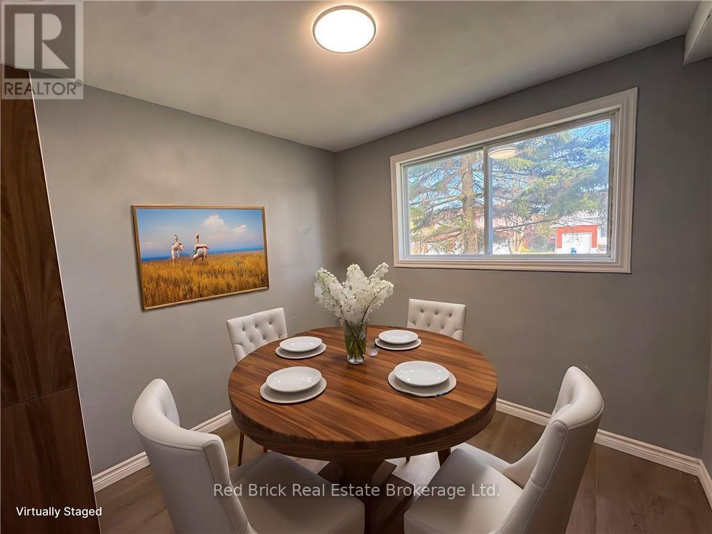 204 Veronica Drive, Kitchener, Ontario N2A 2R9 - Photo 9 - X12523114