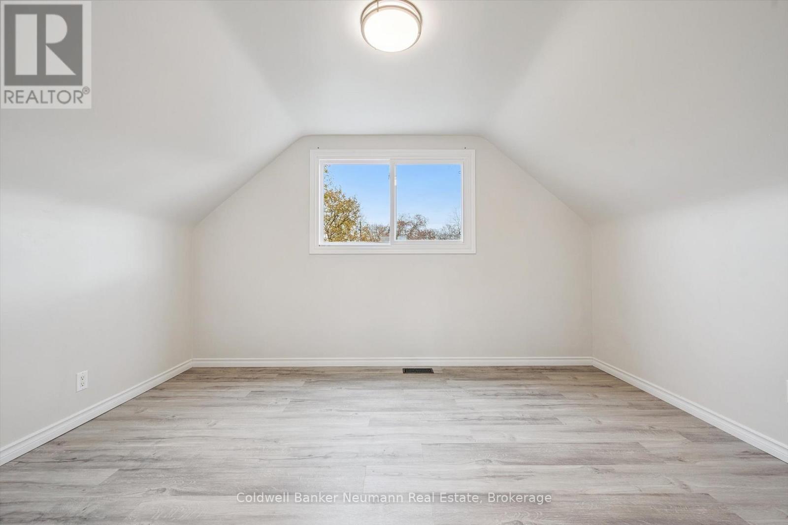 200 Stevenson Street N, Guelph, Ontario N1E 5B1 - Photo 11 - X12523206