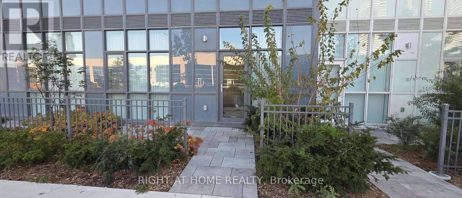 102 - 38 Honeycrisp Acres, Vaughan, Ontario  L4K 0M8 - Photo 2 - N12500340