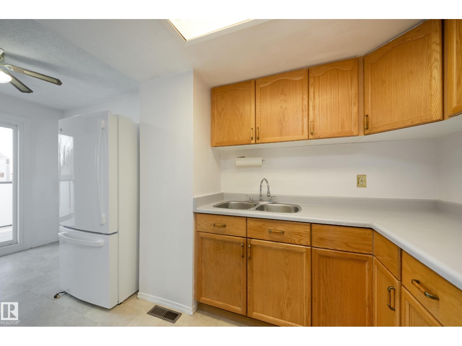 534 Willow Co Nw Nw, Edmonton, Alberta  T5T 2K7 - Photo 15 - E4465116