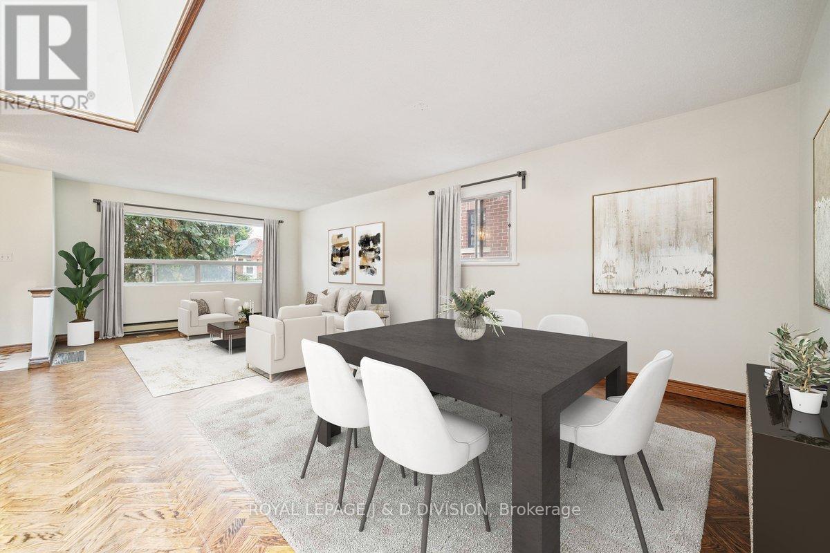 108 Glen Albert Drive, Toronto, Ontario  M4B 1J2 - Photo 5 - E12508174