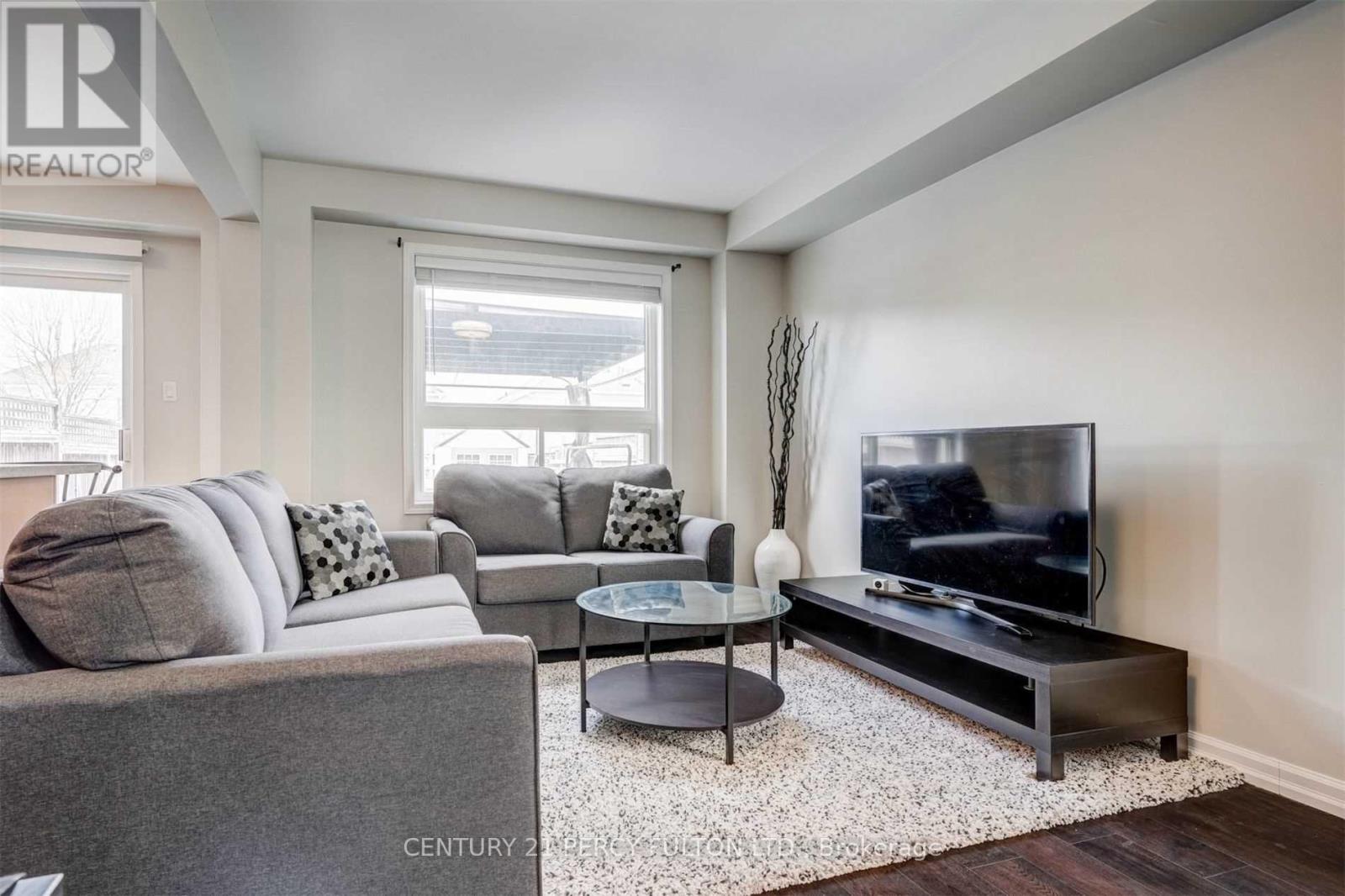 123 Brownridge Place, Whitby, Ontario  L1P 1W3 - Photo 7 - E12522554