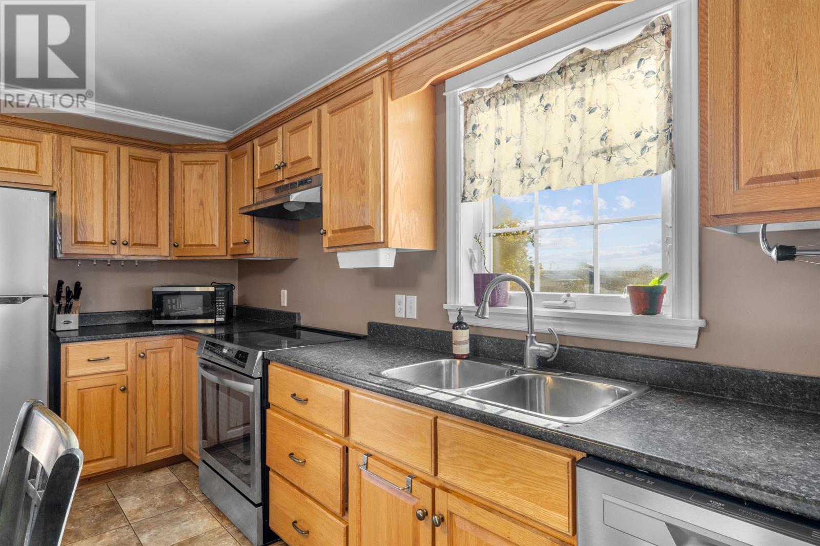 94 Williams Gate, Stratford, Prince Edward Island C1B 0C6 - Photo 14 - 202527021