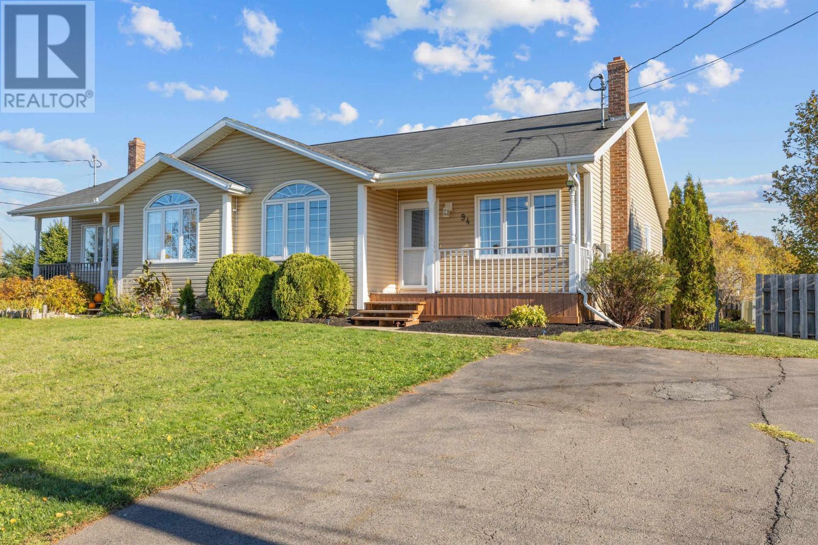 94 Williams Gate, Stratford, Prince Edward Island C1B 0C6 - Photo 3 - 202527021