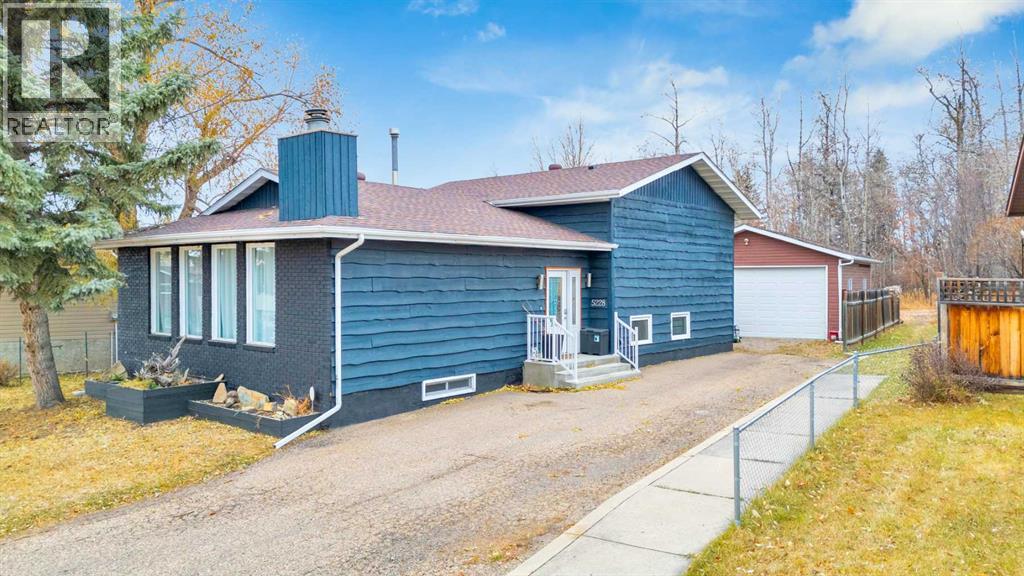 5228 38 StreetCrescent, Innisfail, Alberta