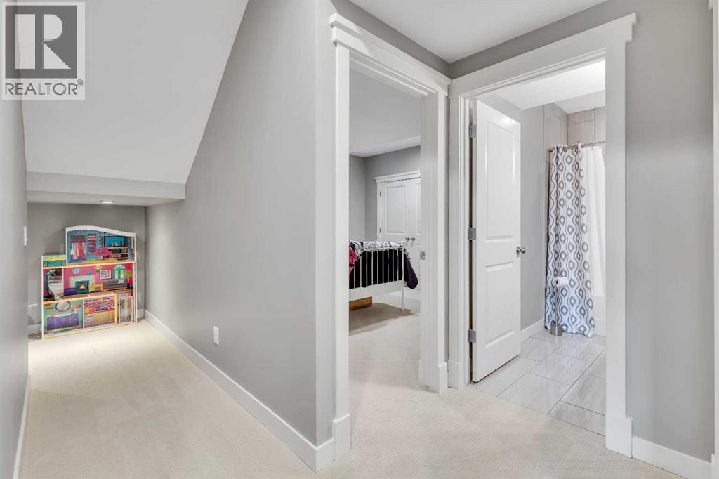 135 Sage Valley Green Nw, Calgary, Alberta  T3R 0H7 - Photo 39 - A2261747