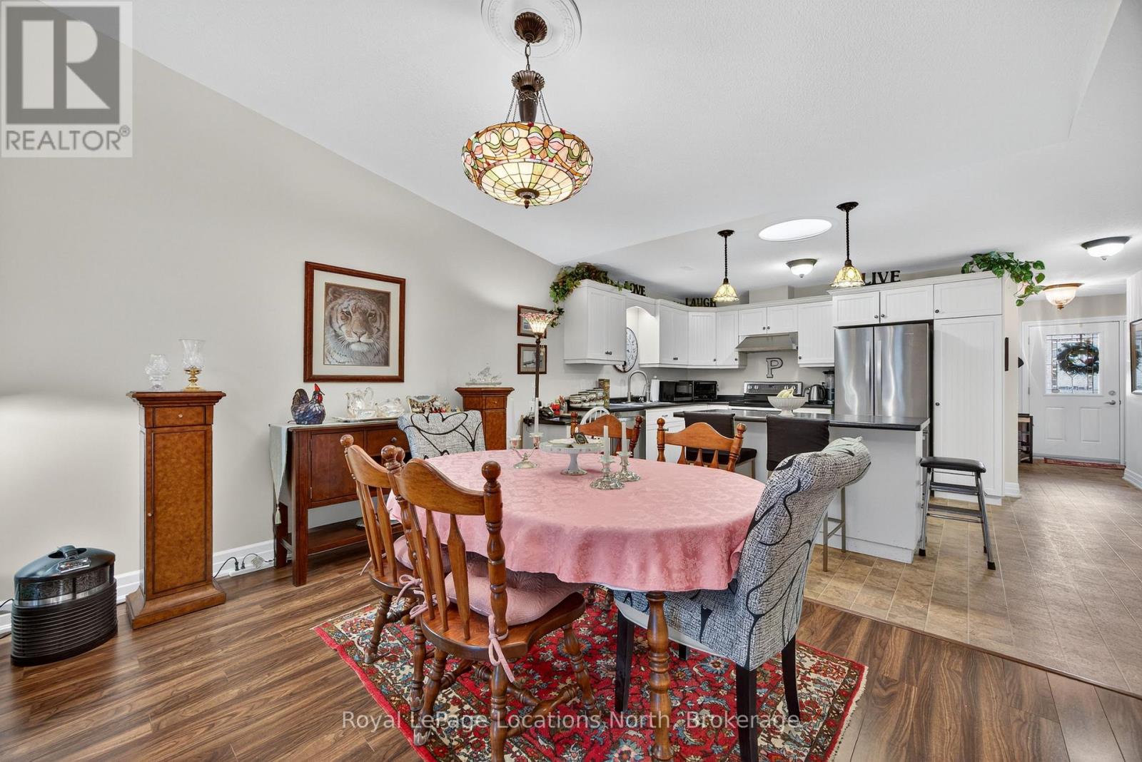 19 Chestnut Lane, Wasaga Beach, Ontario  L9Z 0G4 - Photo 14 - S12523074