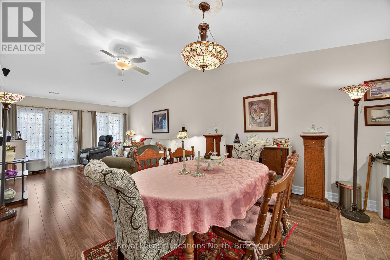 19 Chestnut Lane, Wasaga Beach, Ontario  L9Z 0G4 - Photo 15 - S12523074