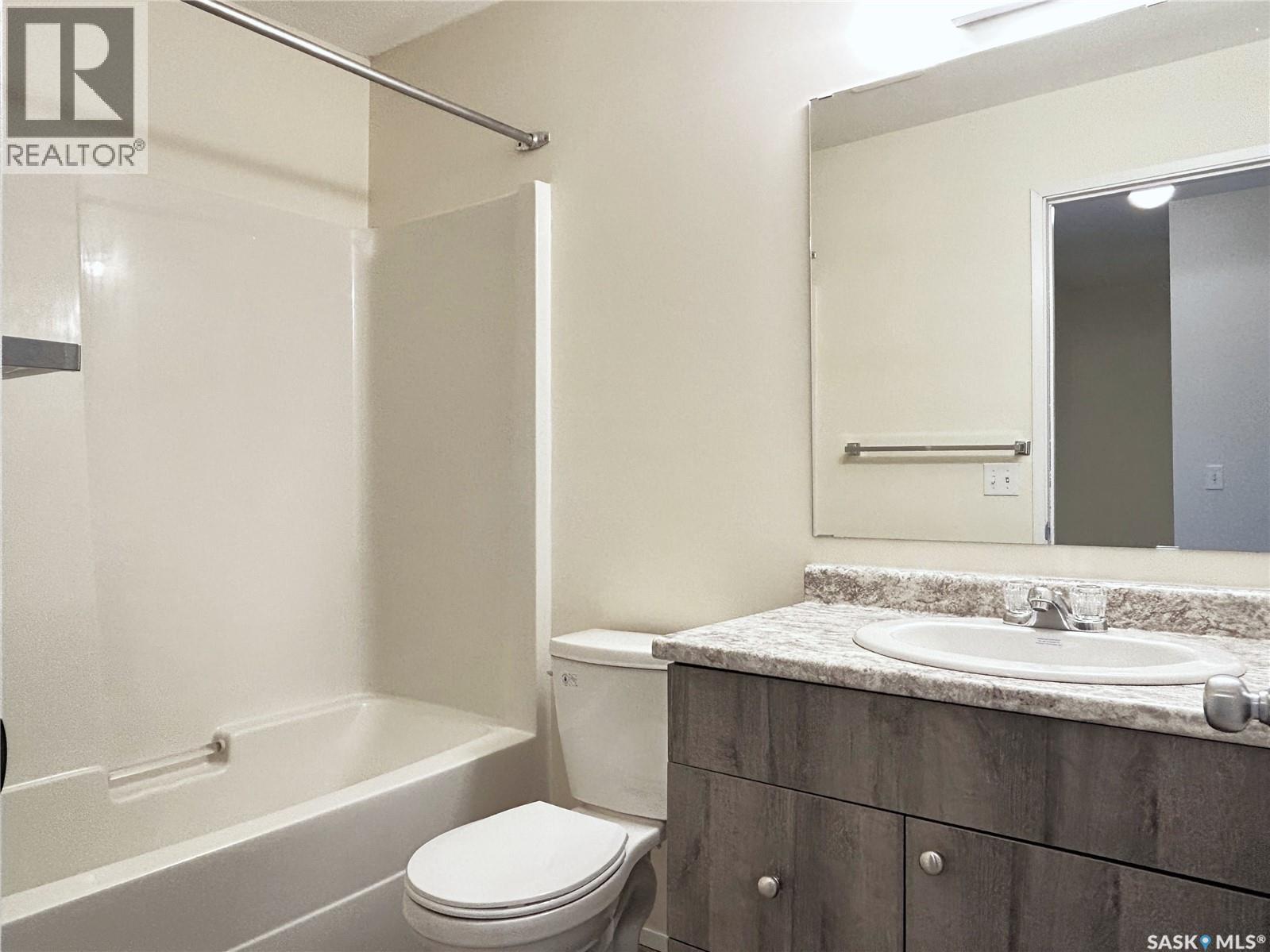 242 Lochrie Crescent, Saskatoon, Saskatchewan  S7M 5E4 - Photo 19 - SK023677