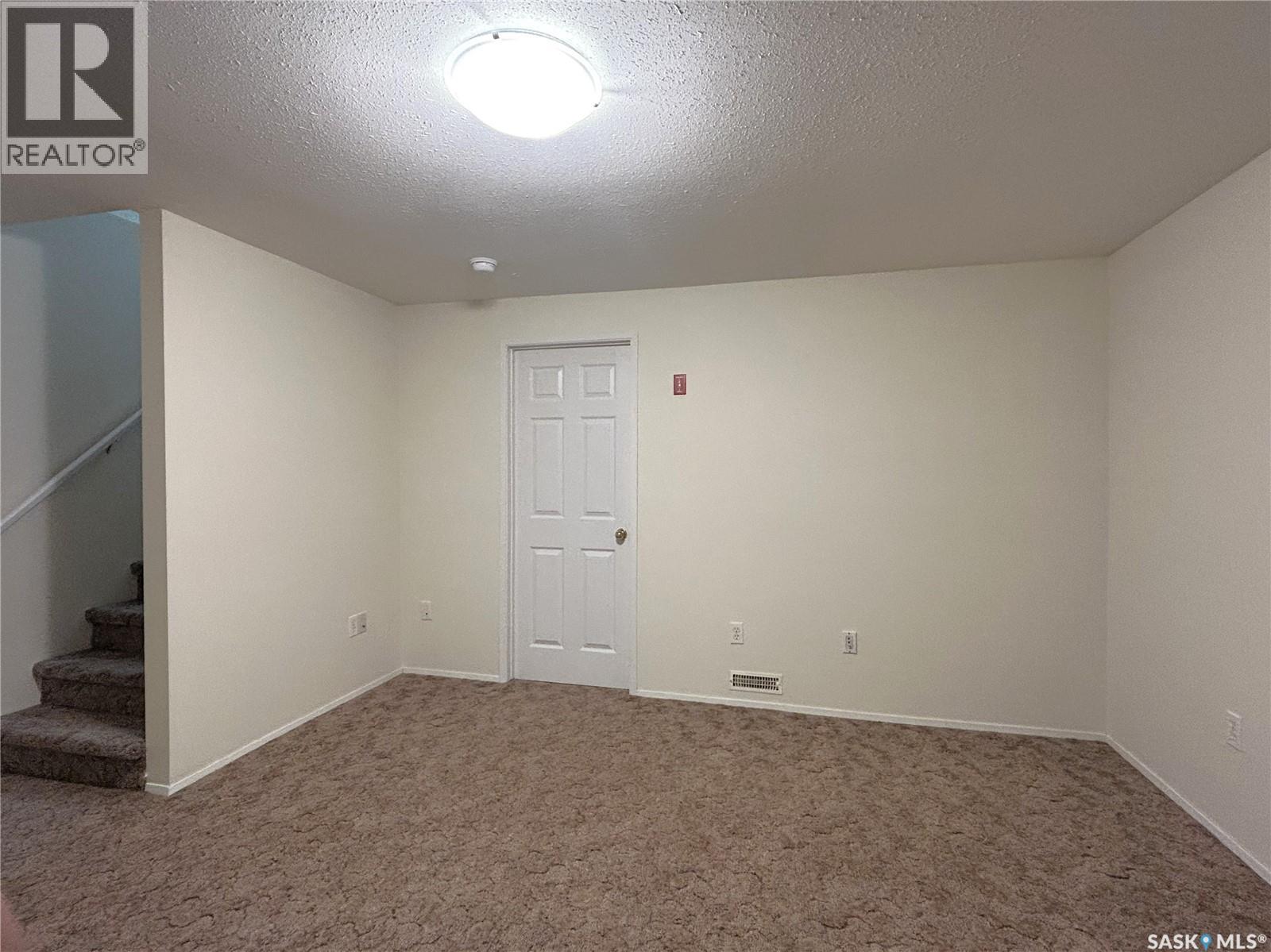 242 Lochrie Crescent, Saskatoon, Saskatchewan  S7M 5E4 - Photo 23 - SK023677