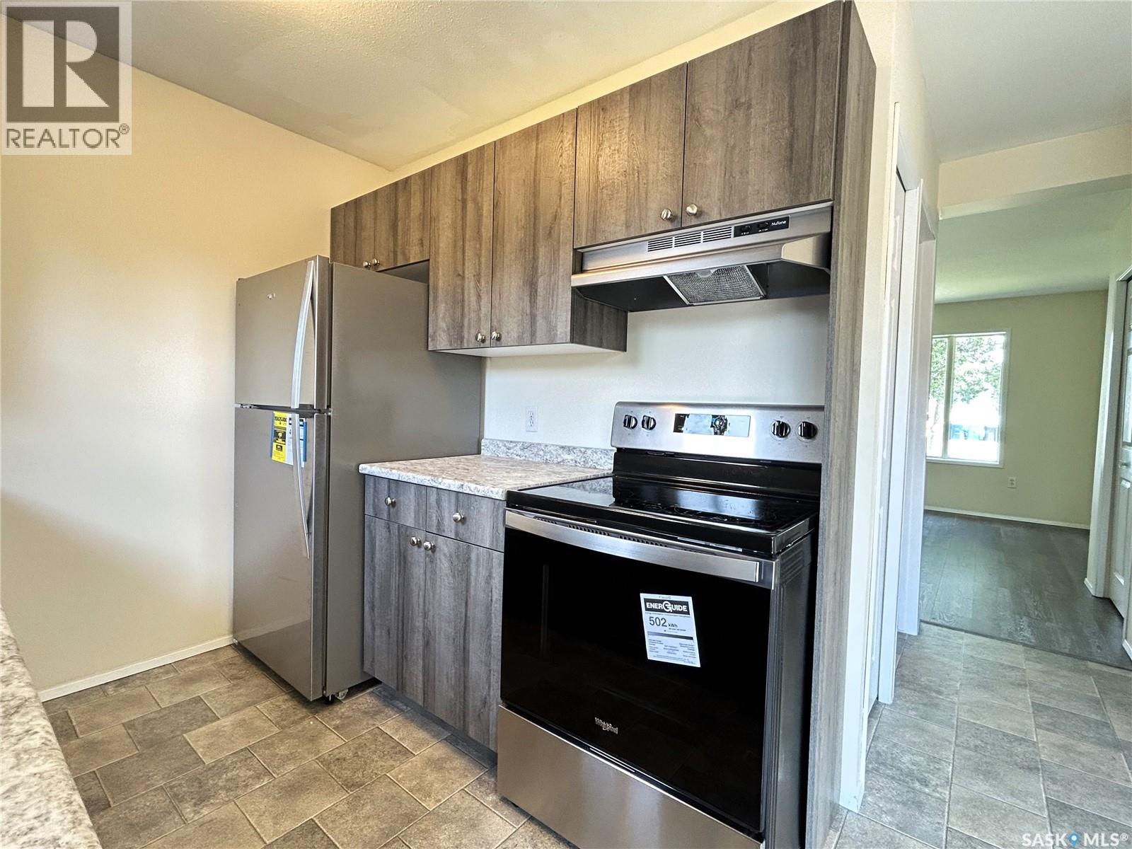 242 Lochrie Crescent, Saskatoon, Saskatchewan  S7M 5E4 - Photo 7 - SK023677