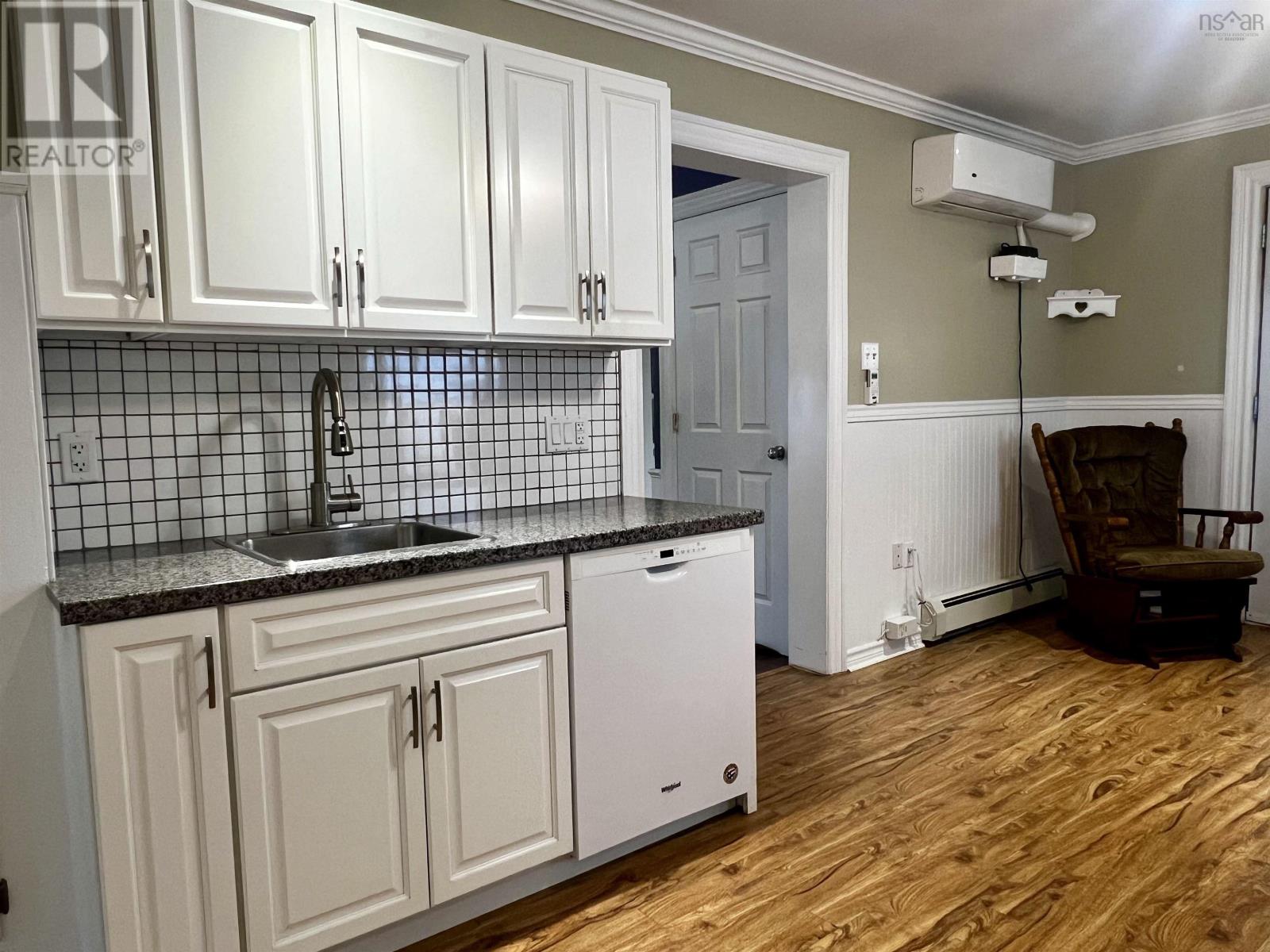 1948 Dufferin Street, Westville, Nova Scotia  B0K 2A0 - Photo 5 - 202527541