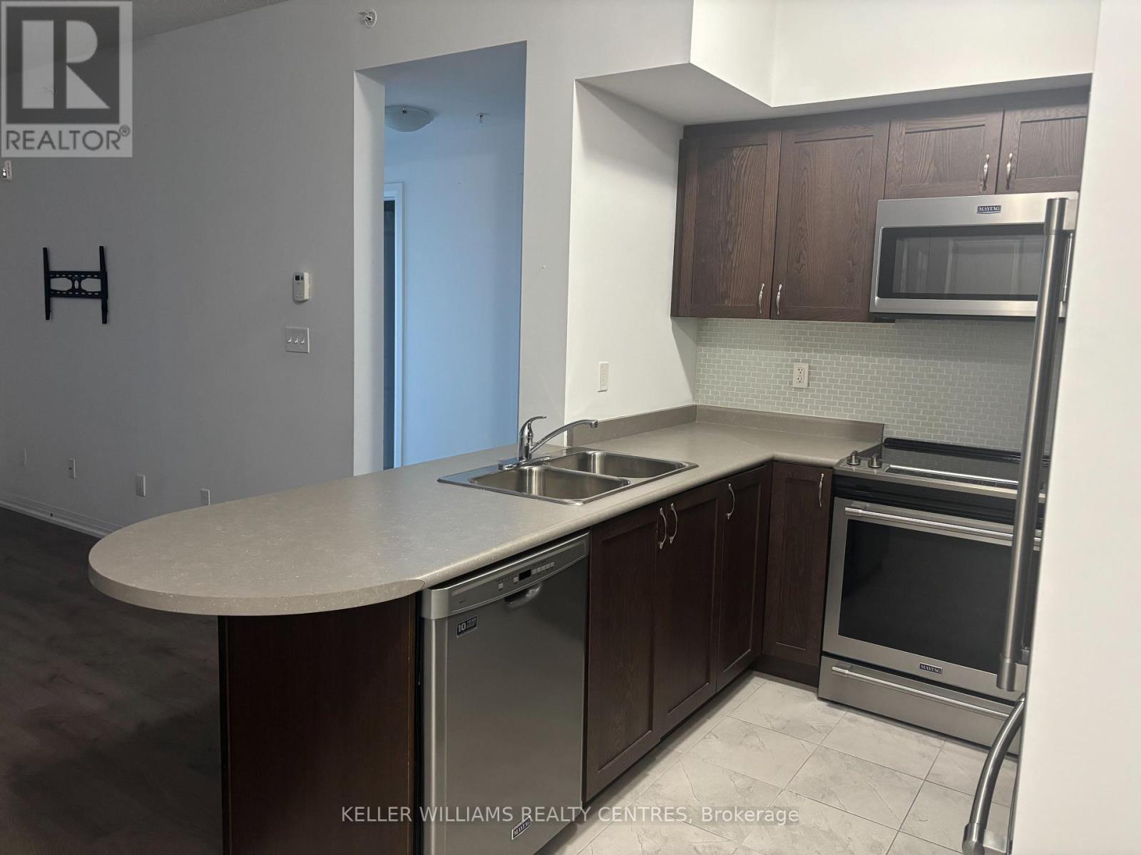 107 - 295 Cundles Road E, Barrie, Ontario  L4M 0K8 - Photo 7 - S12493116