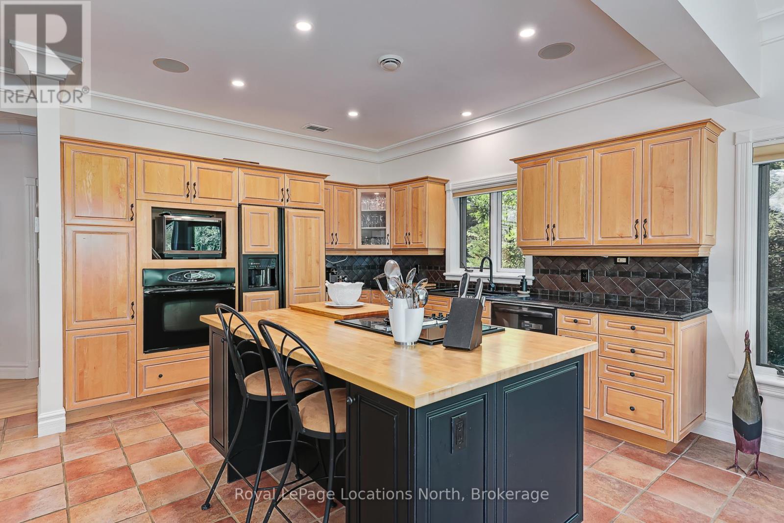 6 Alpine Court, Collingwood, Ontario  L9Y 4W7 - Photo 16 - S12523282