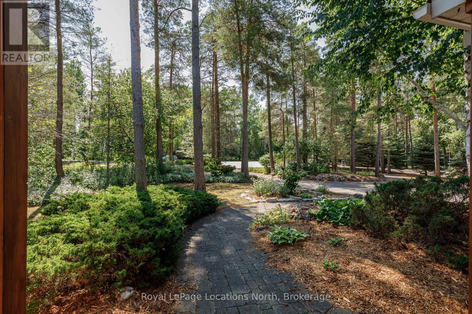 6 Alpine Court, Collingwood, Ontario  L9Y 4W7 - Photo 8 - S12523282