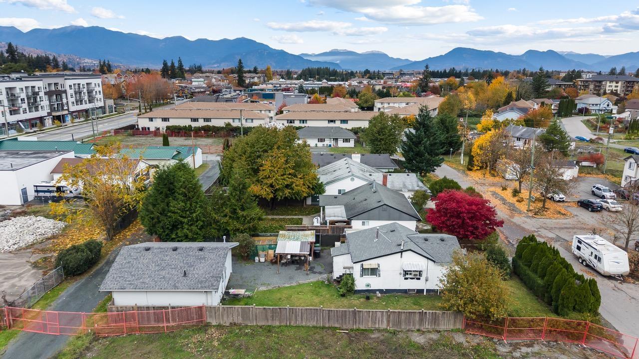 5491 Viola Street, Vedder Crossing, Chilliwack, British Columbia  V2R 3M6 - Photo 3 - R3065748
