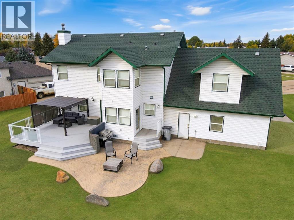 4425 Silverwood Crescent, High Prairie, Alberta  T0G 1E0 - Photo 2 - A2269128