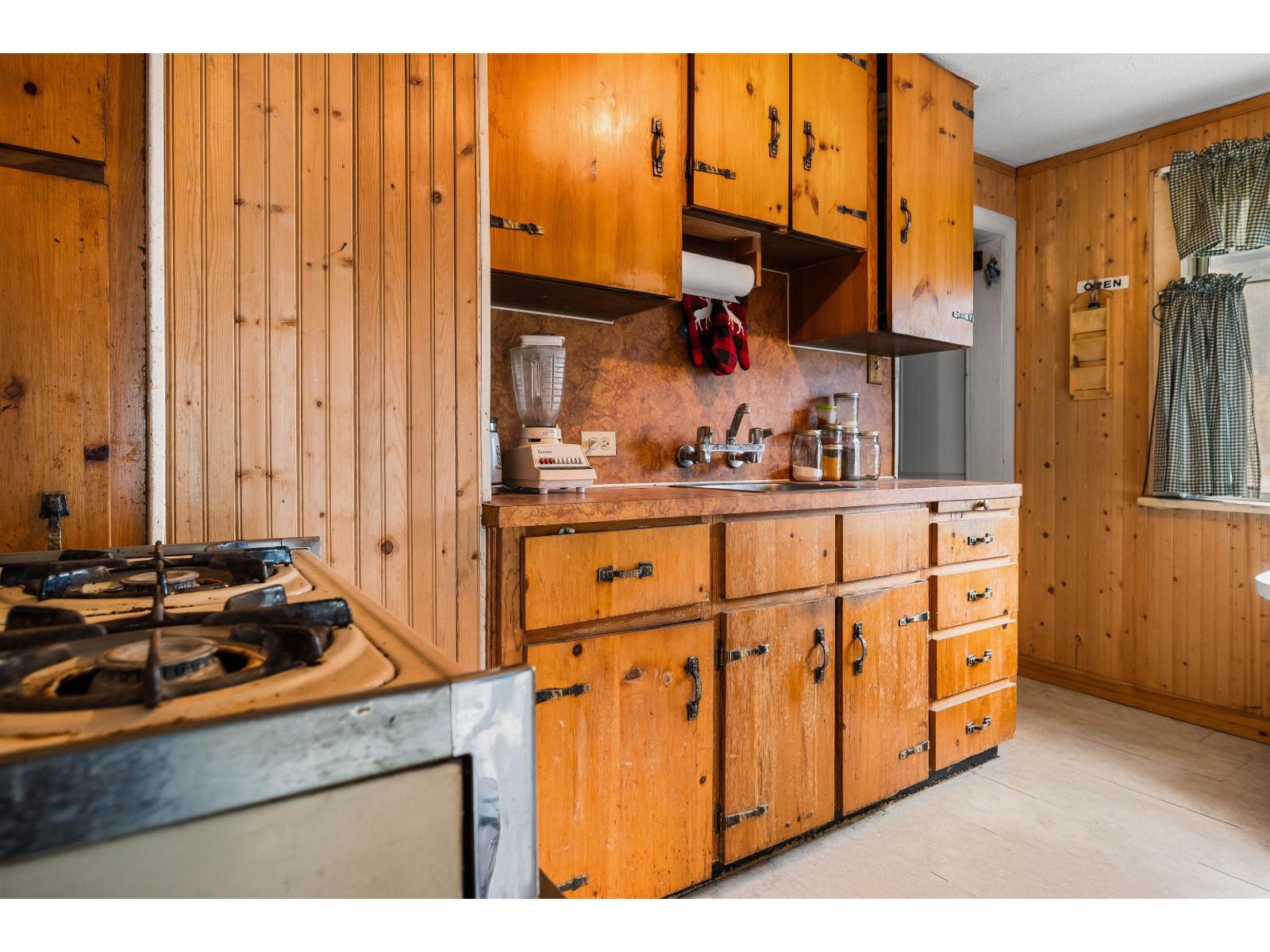 5491 Viola Street, Vedder Crossing, Chilliwack, British Columbia  V2R 3M6 - Photo 12 - R3065748