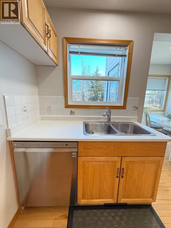 4425 Silverwood Crescent, High Prairie, Alberta  T0G 1E0 - Photo 10 - A2269128