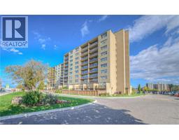 15 NICKLAUS Drive Unit# 607, Hamilton, Ontario
