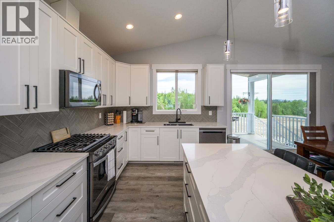 6260 Orbin Place, Prince George, British Columbia  V2K 4X8 - Photo 9 - R3065774