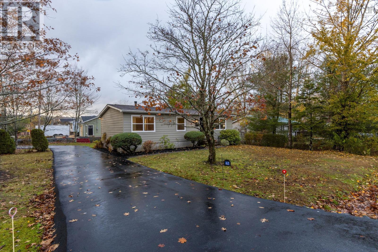 62 Beaver Bank Cross Road, Middle Sackville, Nova Scotia  B4E 1K5 - Photo 2 - 202527519