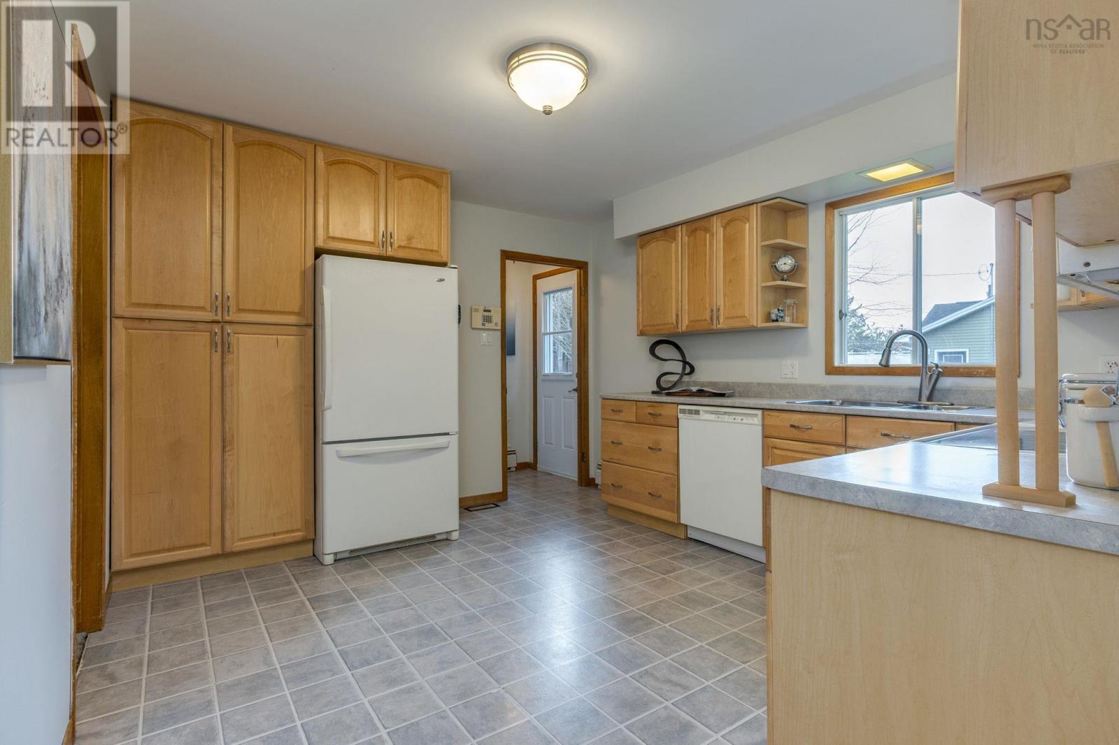 62 Beaver Bank Cross Road, Middle Sackville, Nova Scotia  B4E 1K5 - Photo 10 - 202527519