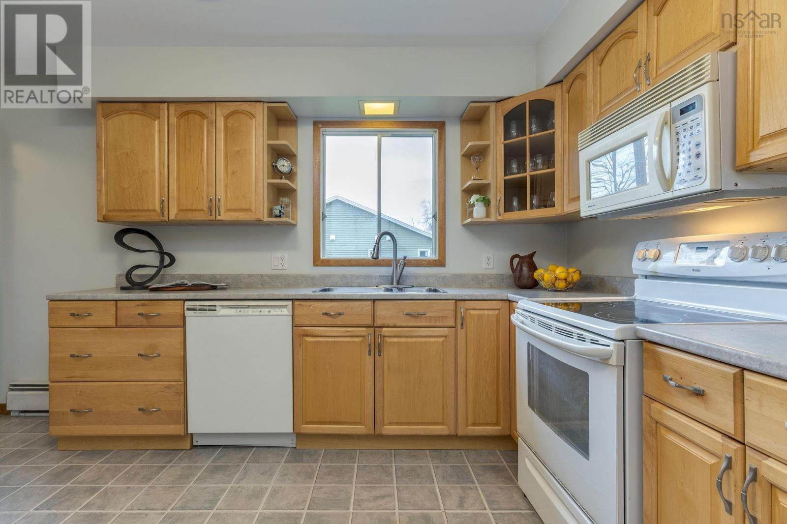 62 Beaver Bank Cross Road, Middle Sackville, Nova Scotia  B4E 1K5 - Photo 11 - 202527519