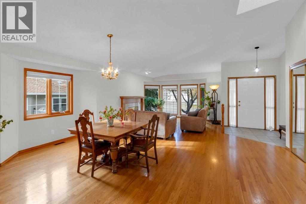 Property at 50 Christie Gardens SW image 2