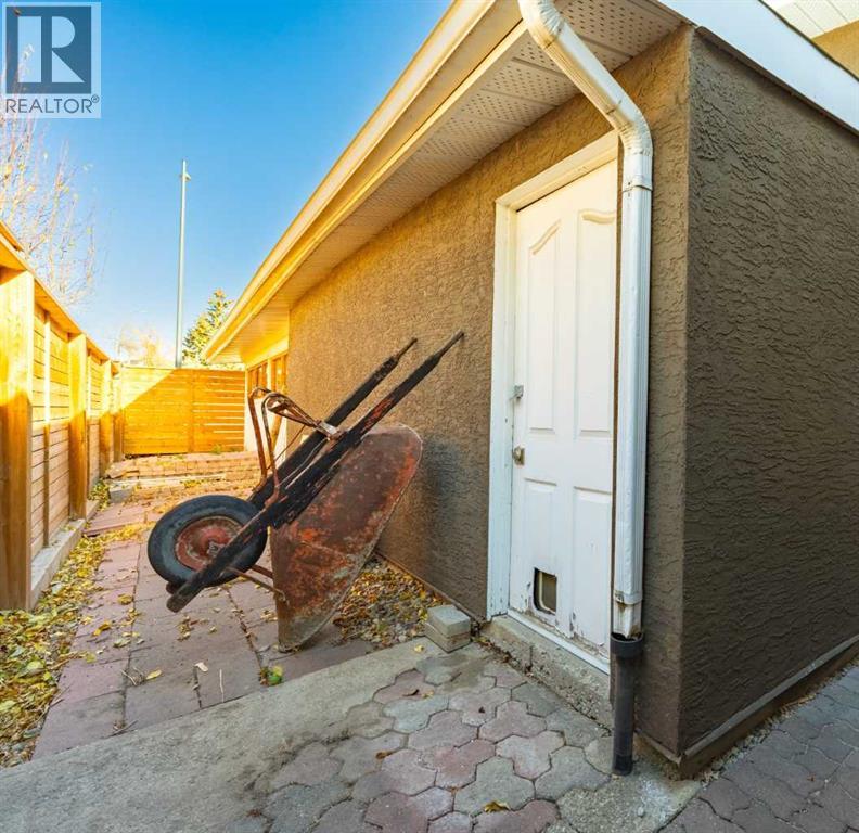 1043 32 Avenue Nw, Calgary, Alberta  T2K 0B3 - Photo 34 - A2267786