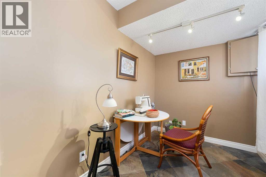 1043 32 Avenue Nw, Calgary, Alberta  T2K 0B3 - Photo 25 - A2267786