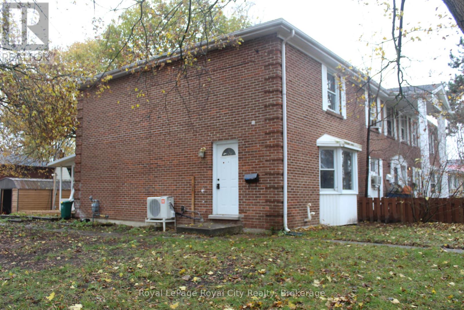 137 Jansen Avenue, Kitchener, Ontario  N2A 2L8 - Photo 2 - X12523396