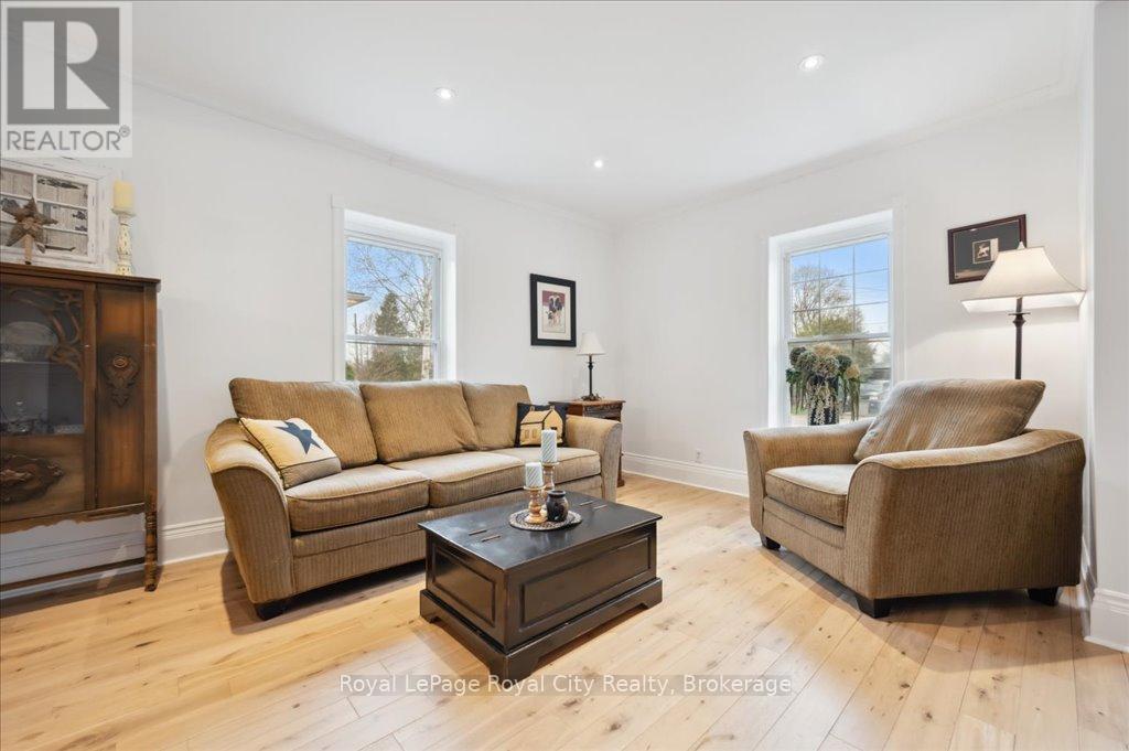 42 Bielby Street, East Luther Grand Valley, Ontario  L9W 5N3 - Photo 5 - X12523414