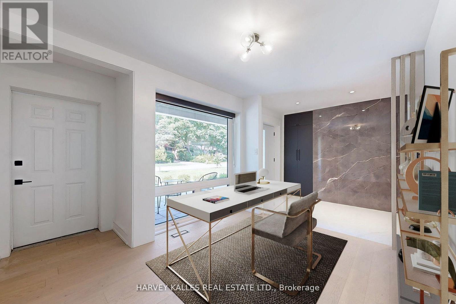 29 Parmbelle Crescent, Toronto, Ontario M3A 3G5 - Photo 3 - C12523122