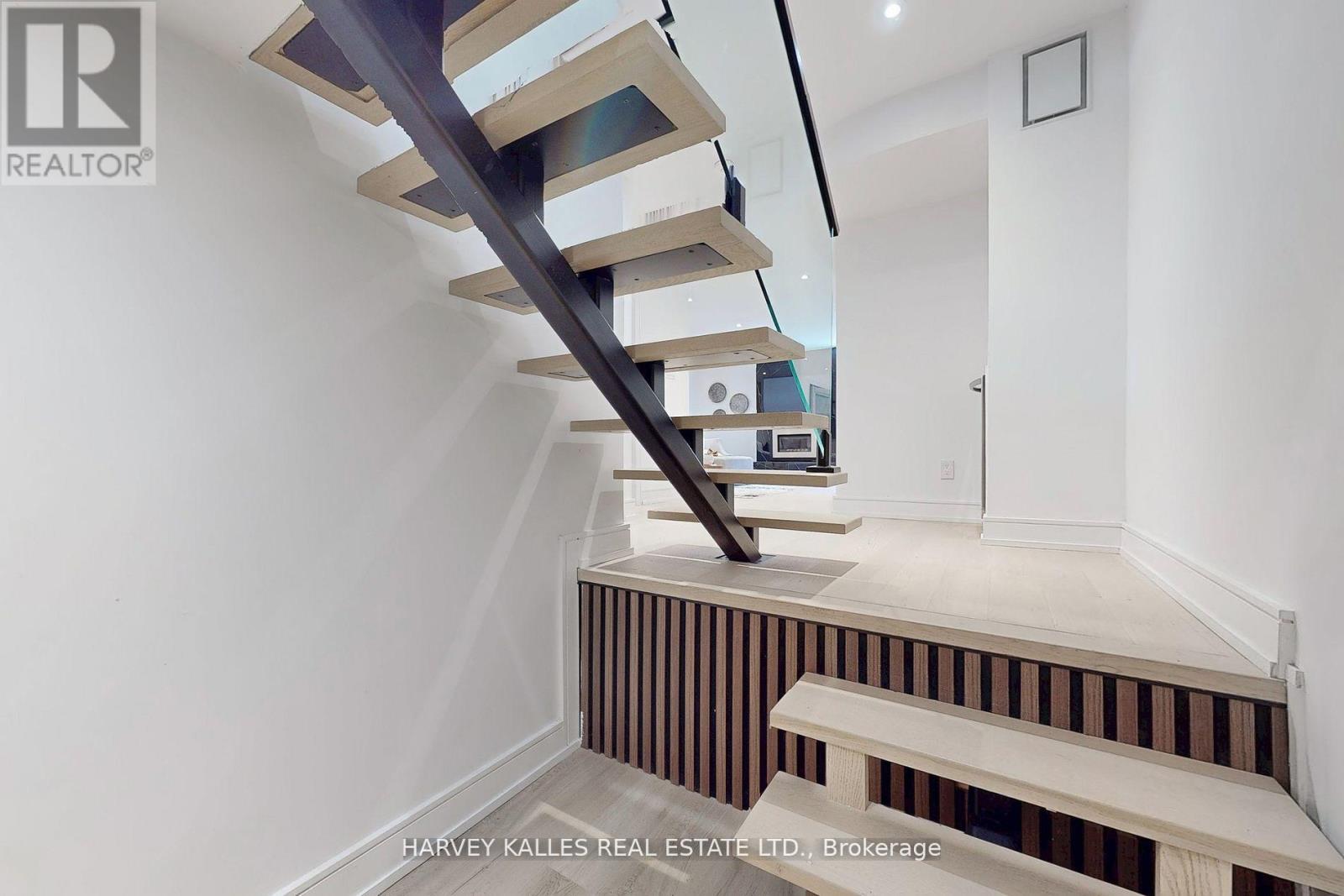 29 Parmbelle Crescent, Toronto, Ontario M3A 3G5 - Photo 30 - C12523122