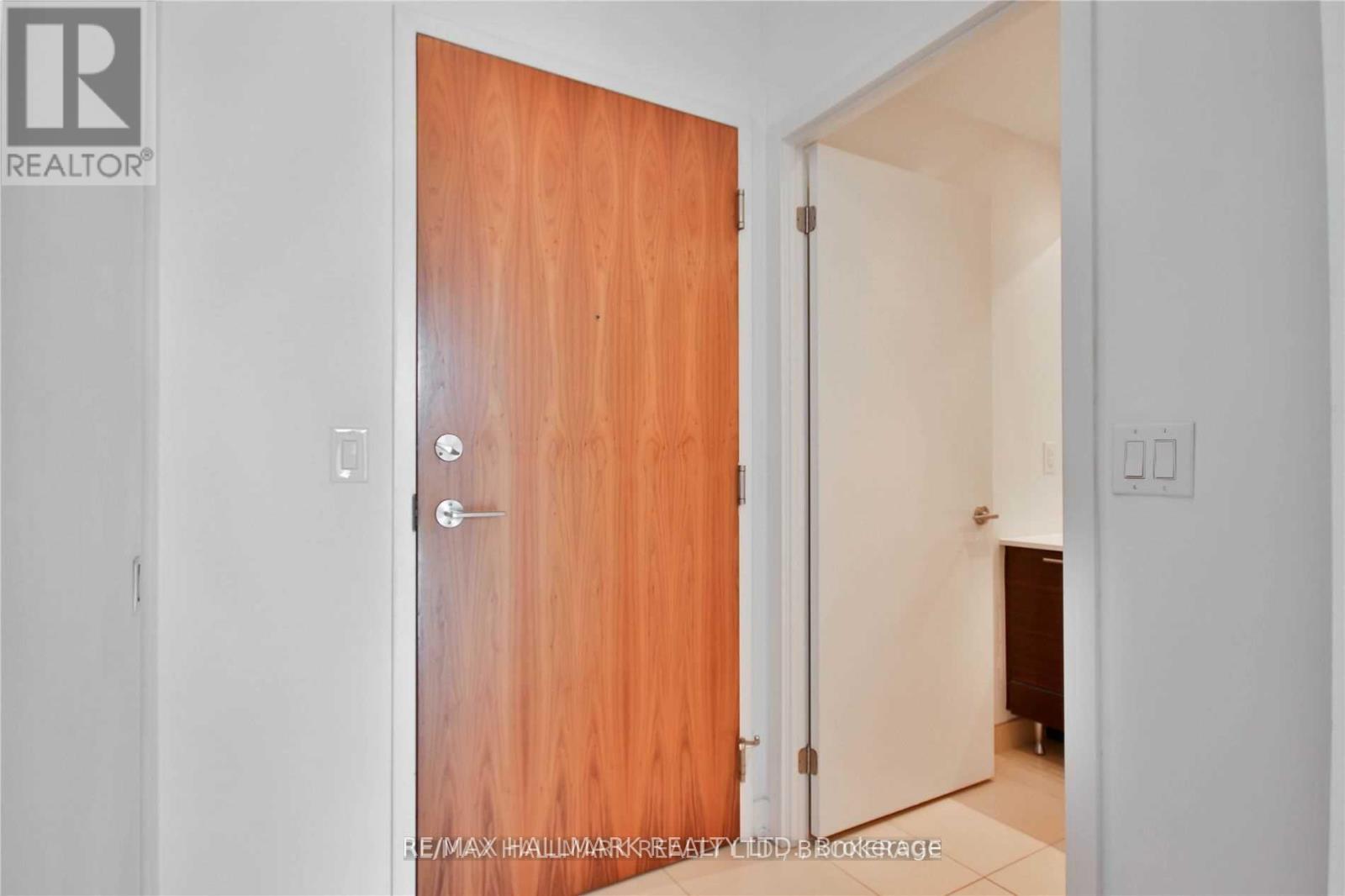 418 - 1 Market Street, Toronto, Ontario M5E 0A2 - Photo 5 - C12523130