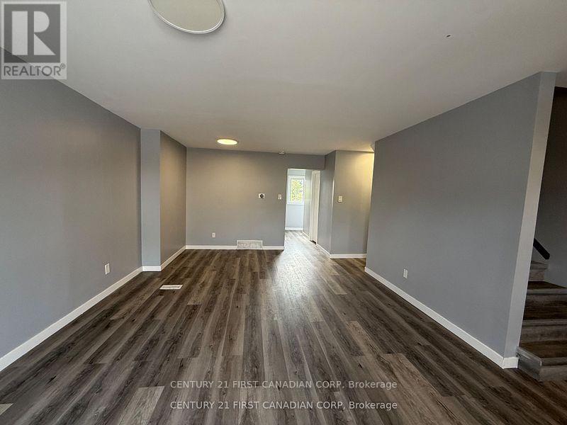 24 - 577 Third Street, London East, Ontario  N5V 4B9 - Photo 4 - X12523362