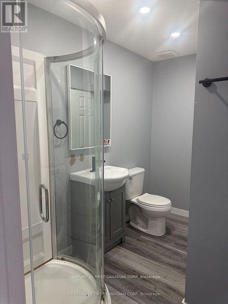 24- Lower - 577 Third Street, London East, Ontario  N5V 4B9 - Photo 12 - X12523420