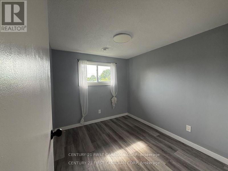 24- Lower - 577 Third Street, London East, Ontario  N5V 4B9 - Photo 6 - X12523420
