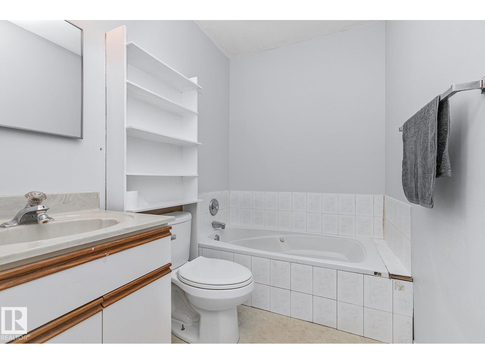 4810 44 Av, Beaumont, Alberta  T4X 1G3 - Photo 31 - E4465122